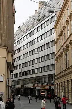 Palác Alfa - pohled z Kozí ulice