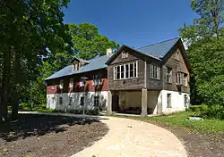 Bývalé panské sídlo v Pale