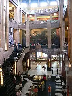 Palacio de Bellas Artes, interiér s nástěnnými malbami