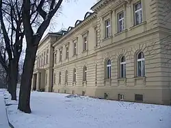 Palata, vstupní část