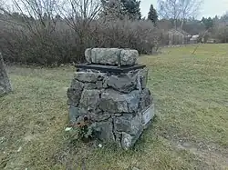 Pomník v místě, kde stával koncentrační tábor Hradištko