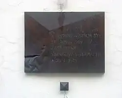 Pamětní deska Stanislava Valehracha v ulici Orlí v Brně