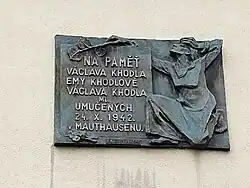 Pamětní deska na vile Emka, Praha 9 - Horní Počernice