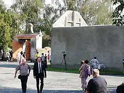 Z vnitřního dvora Mašínova statku