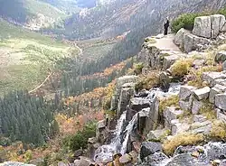 Trasa 1801 vinoucí se Labským dolem od Pančavského vodopádu