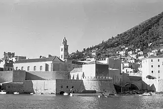 Břeh města v 60. letech 20. století.