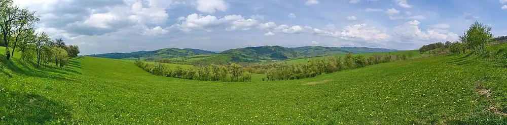 Krajina východně od města