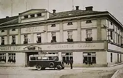 Panský dům v Žamberku na dobové pohlednici