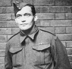 Parašutista rotný Arnošt Mikš