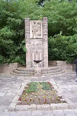 Pomník obětem 2. světové války u pardubického Zámečku