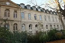 Klášter rekoletů – fasáda s rizalitem