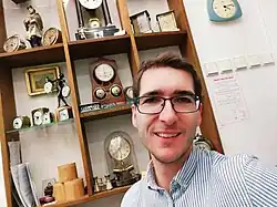 historik umění, starožitník, pedagog žijící v Praze