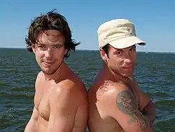 Paul Dawson a PJ DeBoy