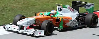 Paul di Resta řídící vůz VJM04 při Grand Prix Malajsie 2011.