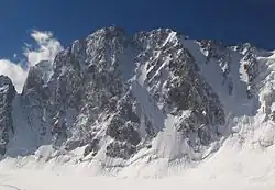 Severní stěna štítu