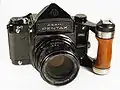 Středoformátová zrcadlovka Pentax 6x7 (1969)