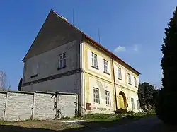 Perná - fara 01.jpg