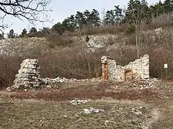 Perná - zřícenina kaple svatého Antonína obr1.jpg