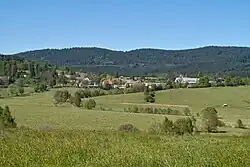 Pernek a vrchy Hvězdáře