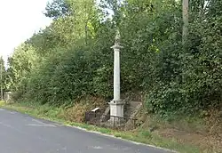 Pertoltice p.R.-Mariánský sloup.jpg