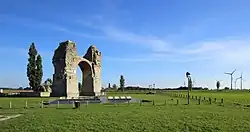 Římská brána zvaná „Heidentor“