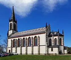 Boční pohled na kostel (2018)