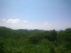 Pic Paradis a další vrcholy v centrální části ostrova Svatý Martin