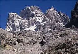 Jižní stěna Pic Sans Nom od ledovce Sélé