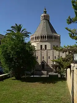 Pohled z klášterní zahrady