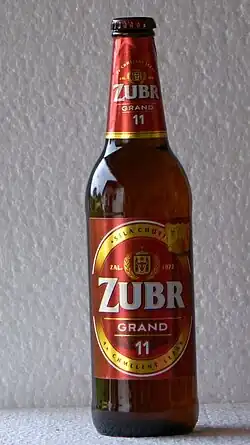Láhev piva Zubr Grand 11