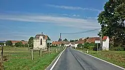 Pohled na ves od Písečné