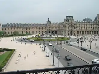 Place du Carrousel od jihu