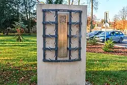 Plaketa obětem II. světové války v Chocni