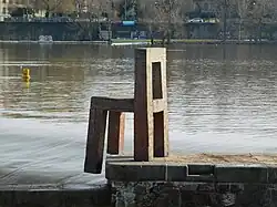 Magdalena Jetelová - Židle