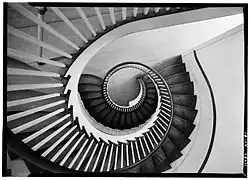 Jack E. Boucher: Schodiště společnosti Shaker Centre Family Trustees' Office, Pleasant Hill