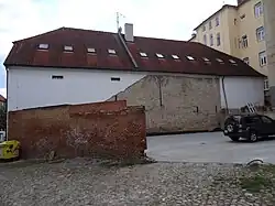 Plzeň-Jižní Předměstí - stodola domu čp. 2771 v Divadelní ulici.jpg