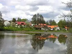 Větší část vesnice Heřmaneč