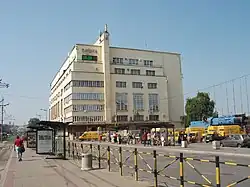 Pohled na budovu v roce 2011.