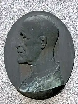 Reliéf na náhrobku Jakuba Vondrovice