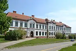 Podivín - základní škola obr01.jpg