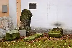 Podlesice - socha Panny Marie.jpg