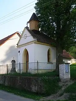 Kaplička v Podvlčí