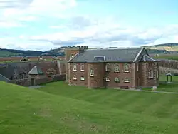 Pohled na kostel ve Fort George