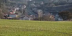 Pohled na obec od západu