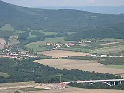 Bílý Újezd z Lovoše