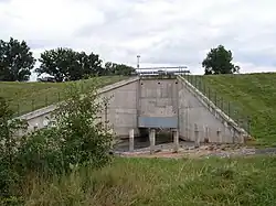 Stabilizované předpolí a vlastní objekt základové výpusti