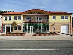 Polyfunkční objekt