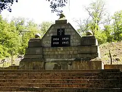 Pomník padlým Lechovice.jpg