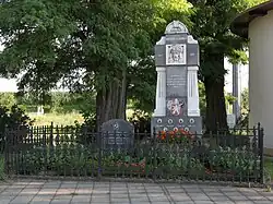 Pomníky padlým v 1. a 2. světové válce