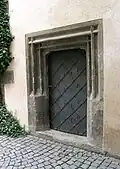 Pozdně gotický portál v nádvoří